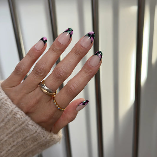 Noir Flora - Noho Nails