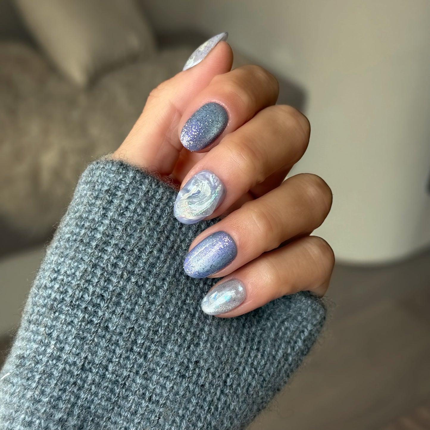 Frozen Tide - Noho Nails