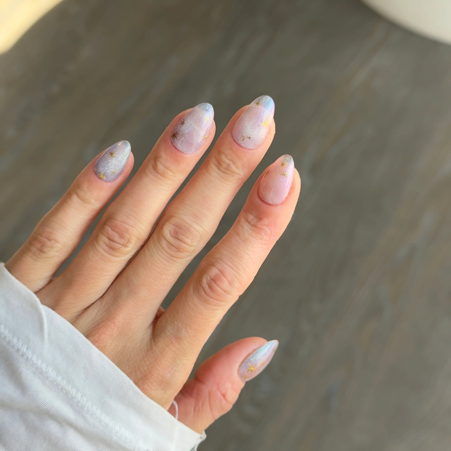White Starry Light - Noho Nails