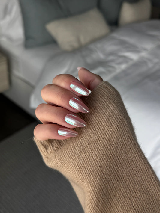 … and Chill Platinum - Noho Nails