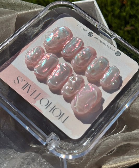 Chromatic Pearl - Noho Nails