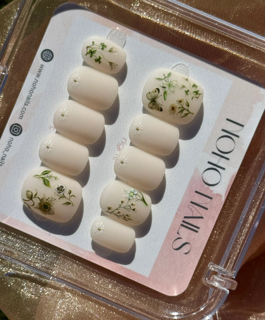 Easter Lily - Noho Nails