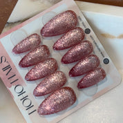Pinking of Sparkle - Noho Nails