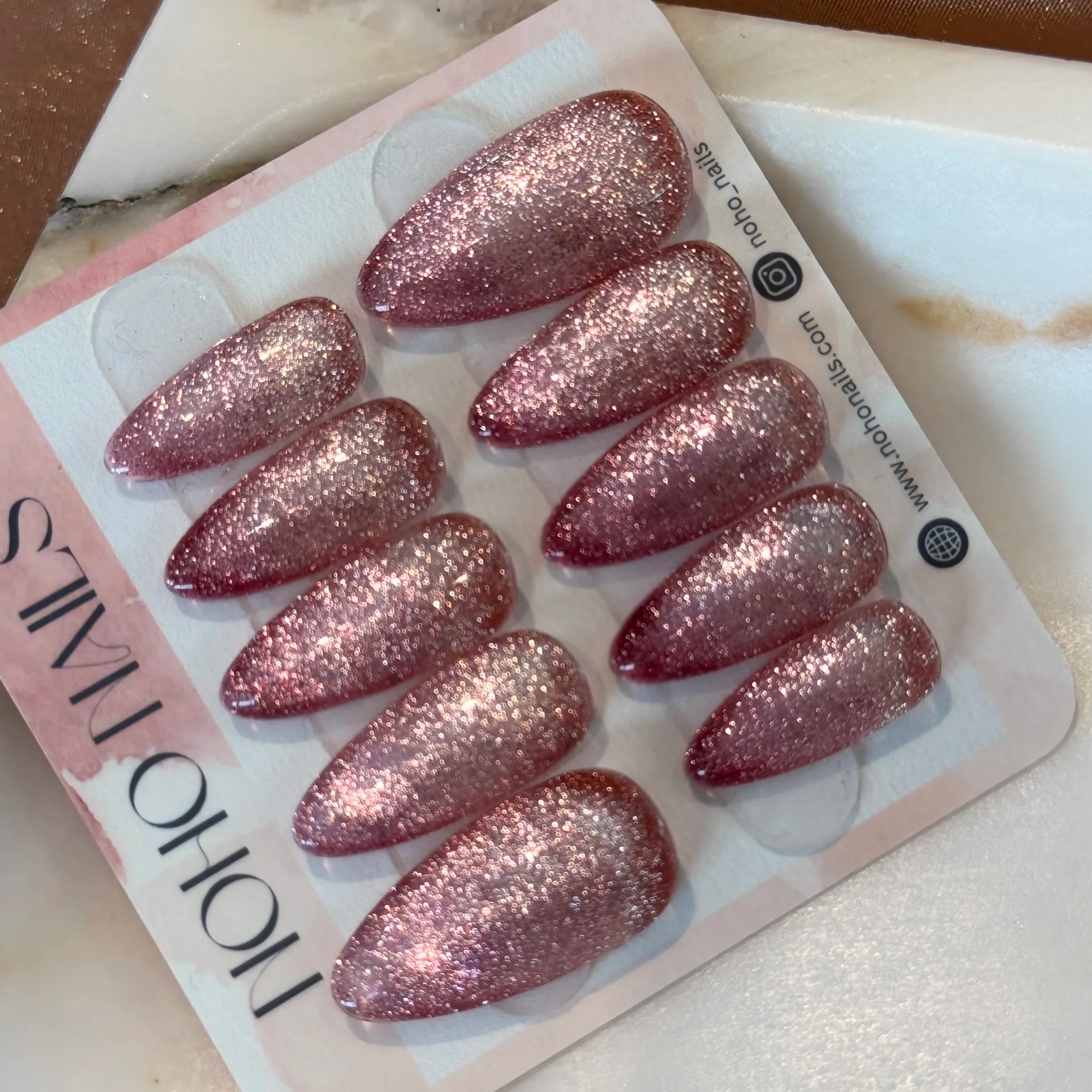 Pinking of Sparkle - Noho Nails