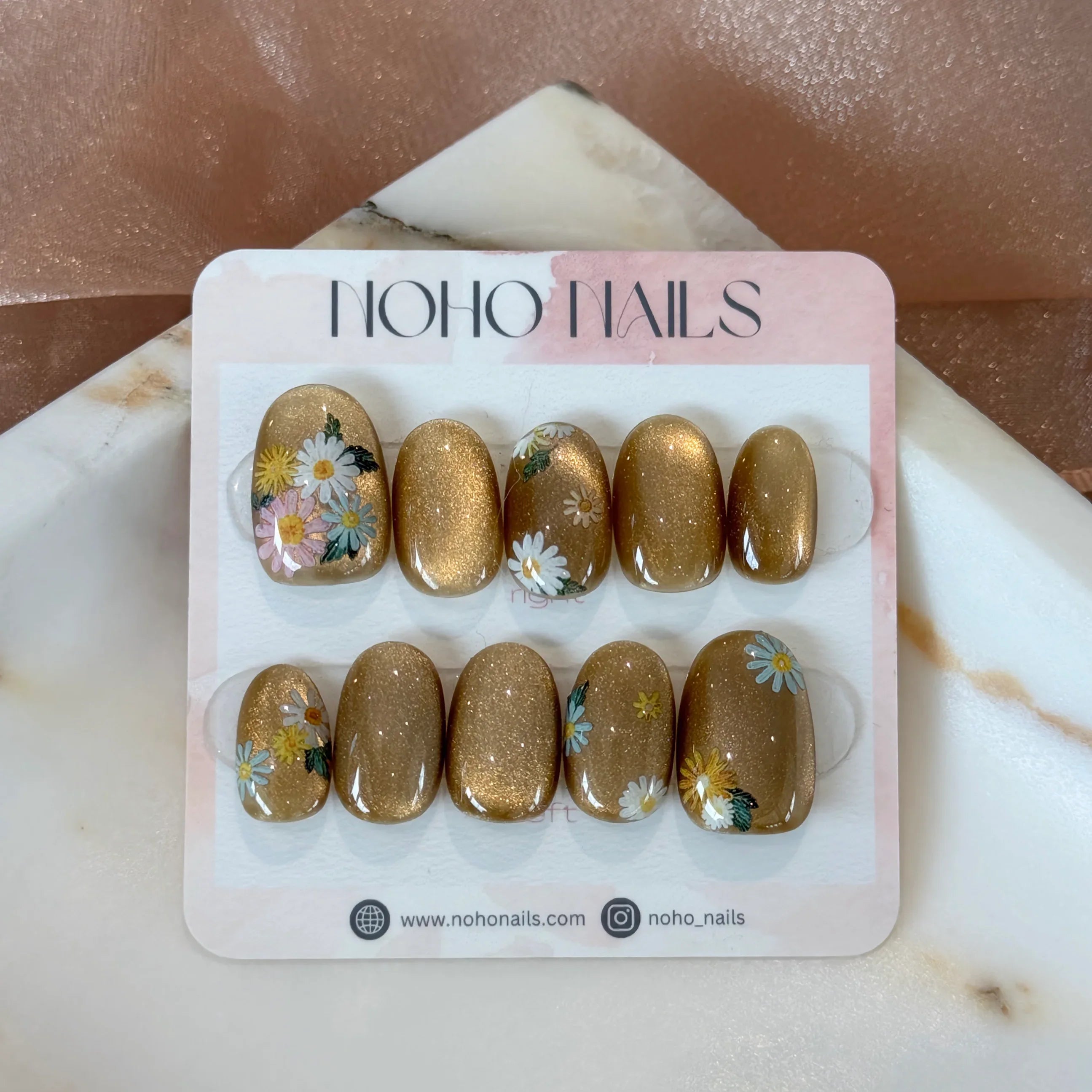 Sunshine Daisies - Noho Nails