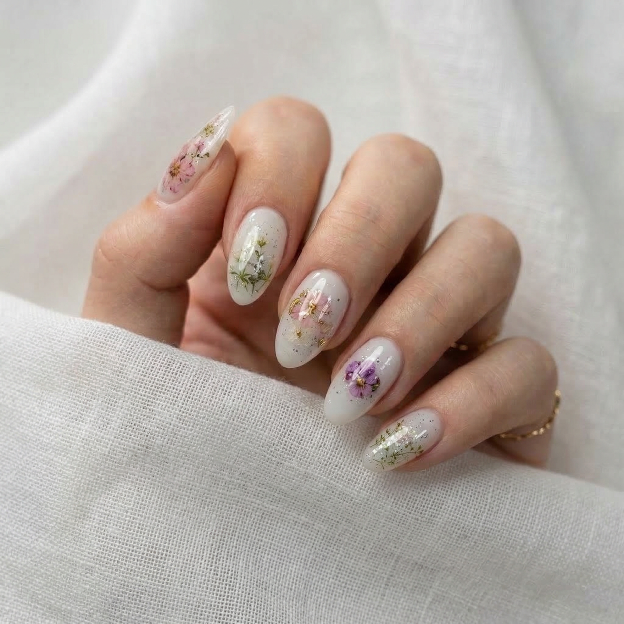 Paperwhite Petals
