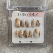 Mystic Fall - Noho Nails