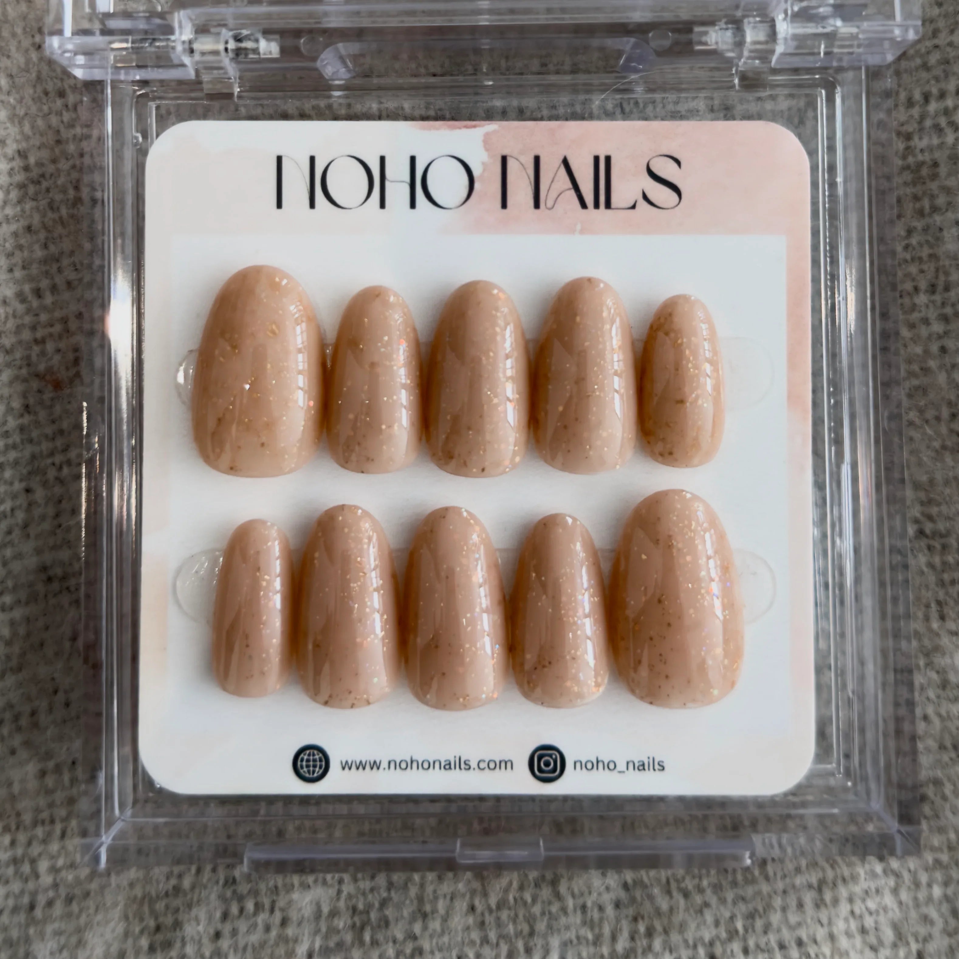 Gold Chip - Noho Nails