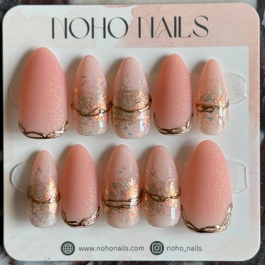 Woven Sunbeams - Noho Nails