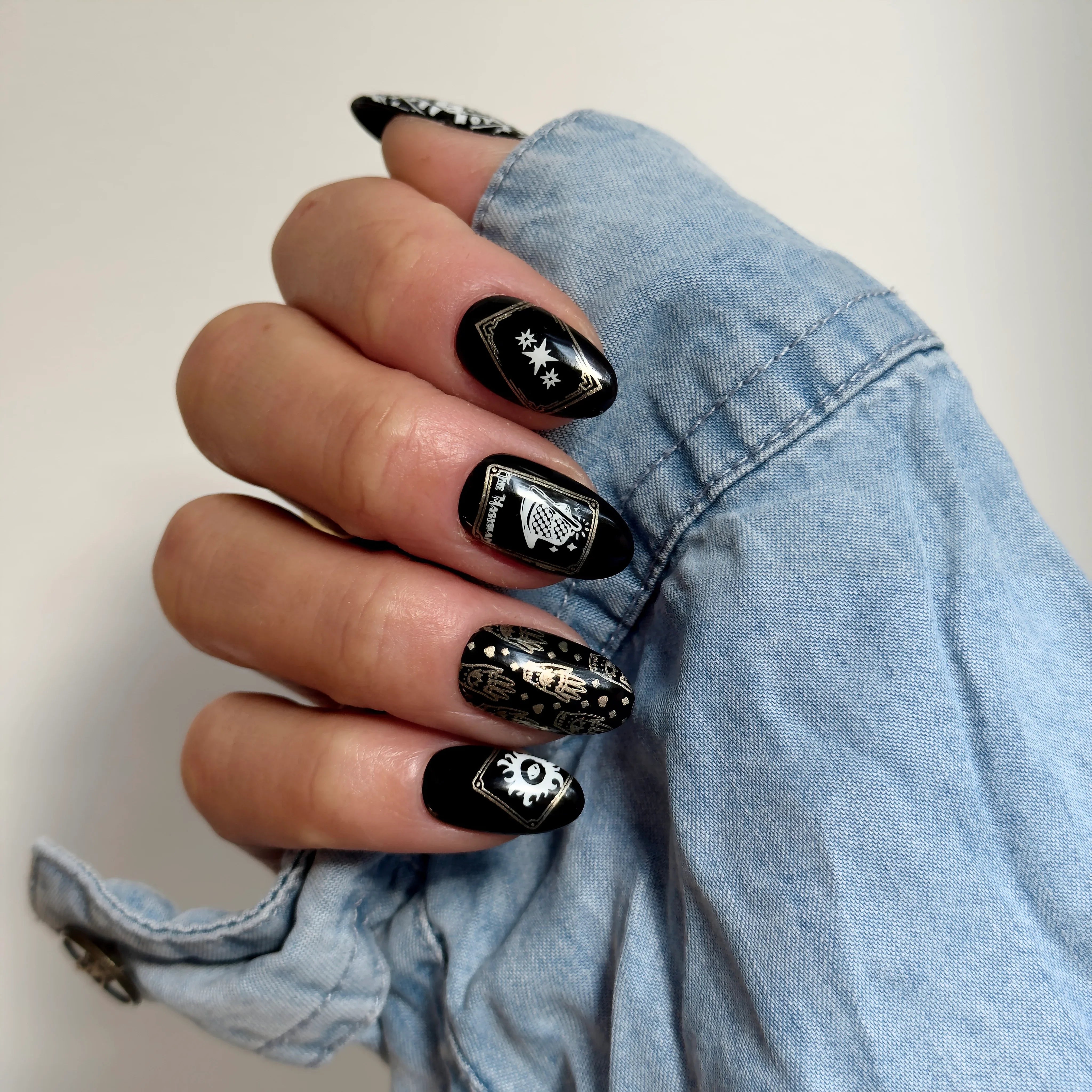 Black Magic - Noho Nails