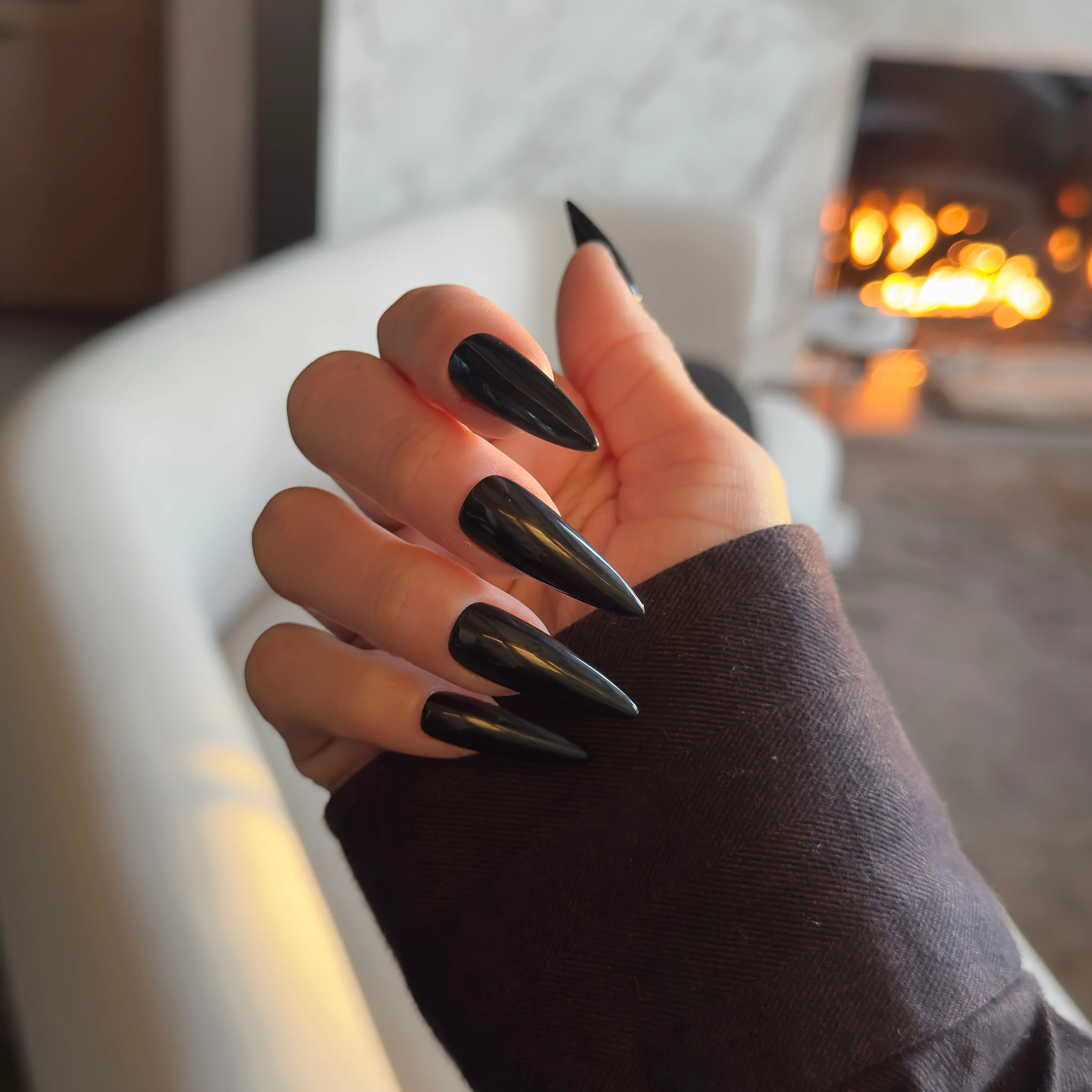 Obsidian - Noho Nails
