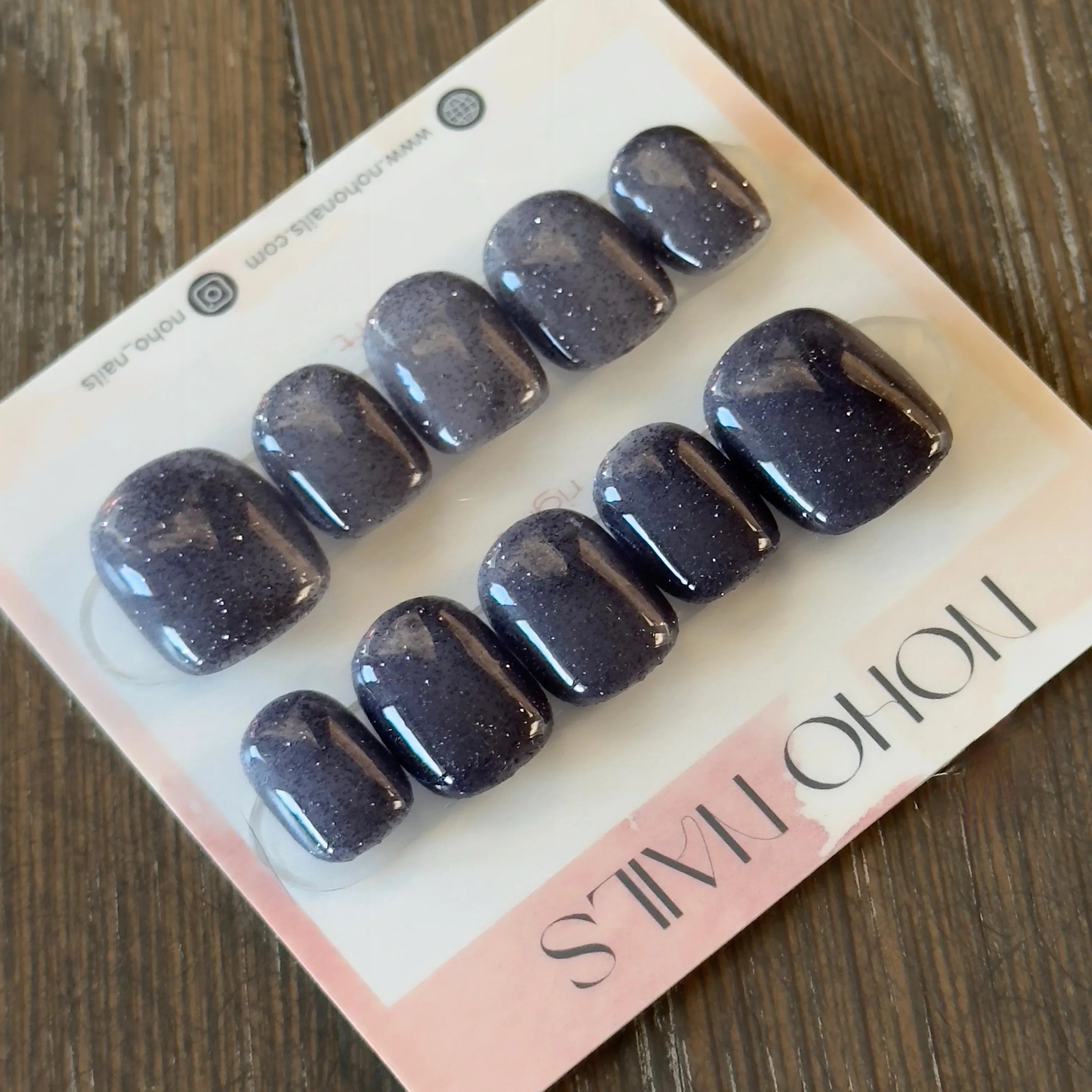 Ashen Sky - Noho Nails