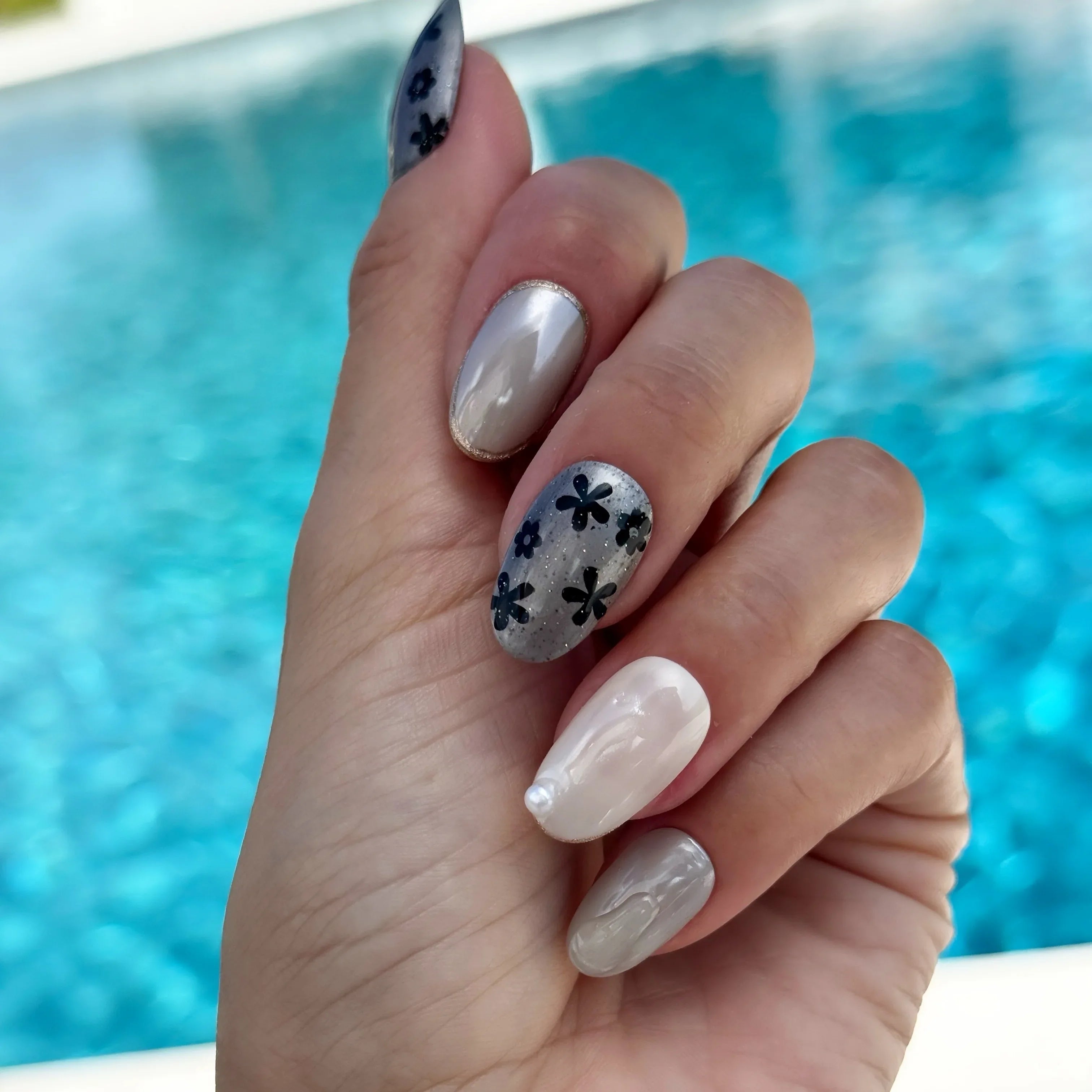 Café Noir - Noho Nails