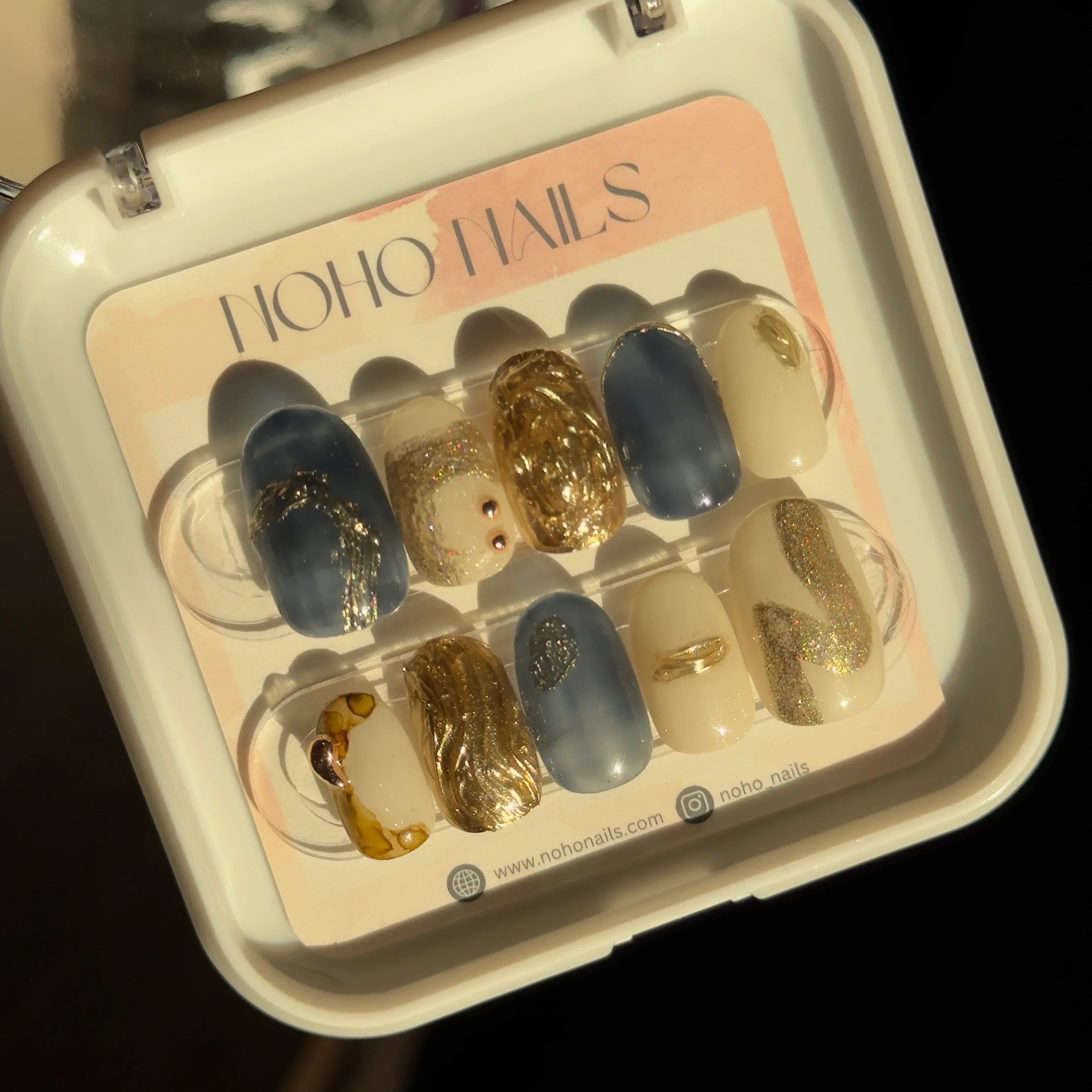 Golden Anchor - Noho Nails
