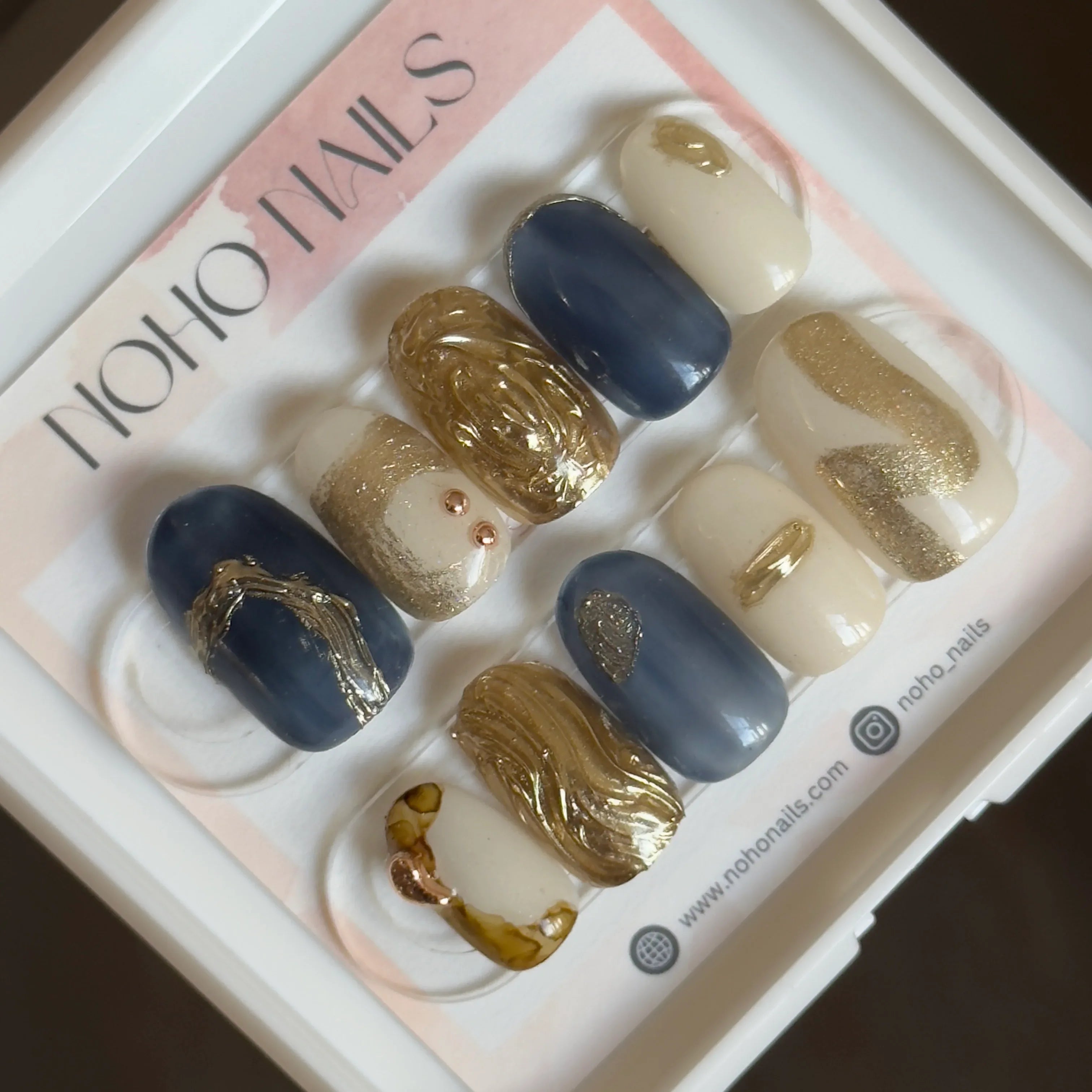 Golden Anchor - Noho Nails