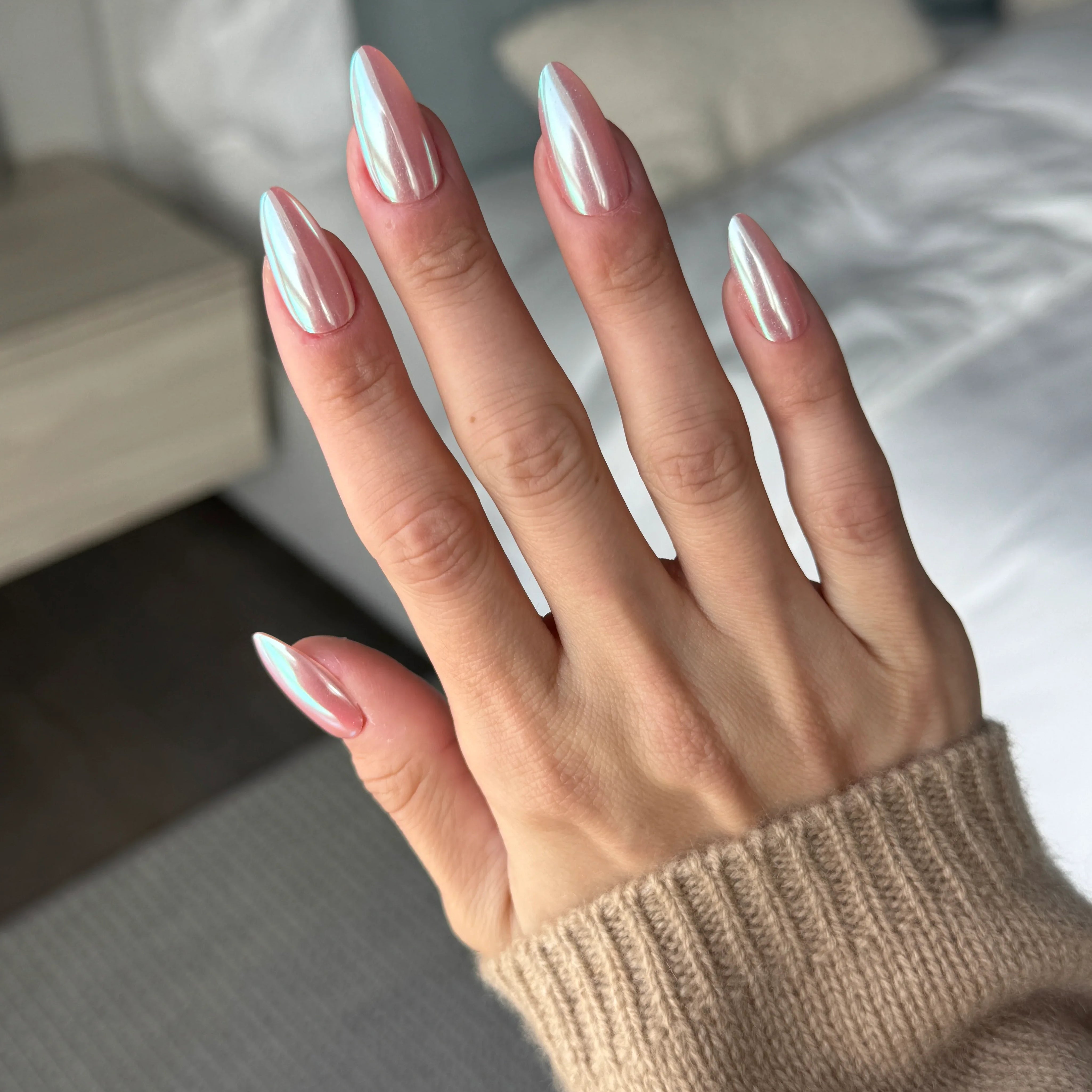 … and Chill Platinum - Noho Nails