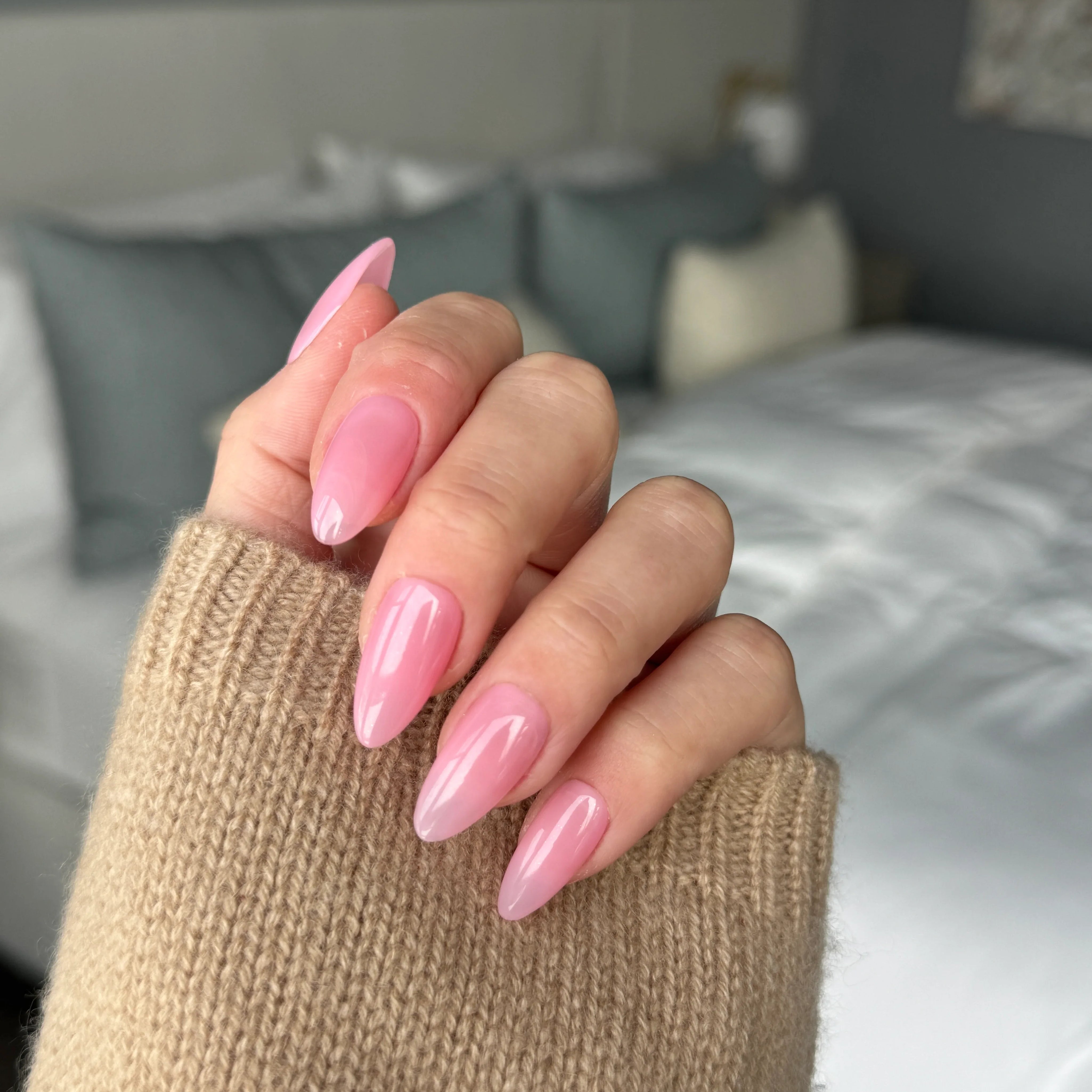 Catching Feelings - Noho Nails