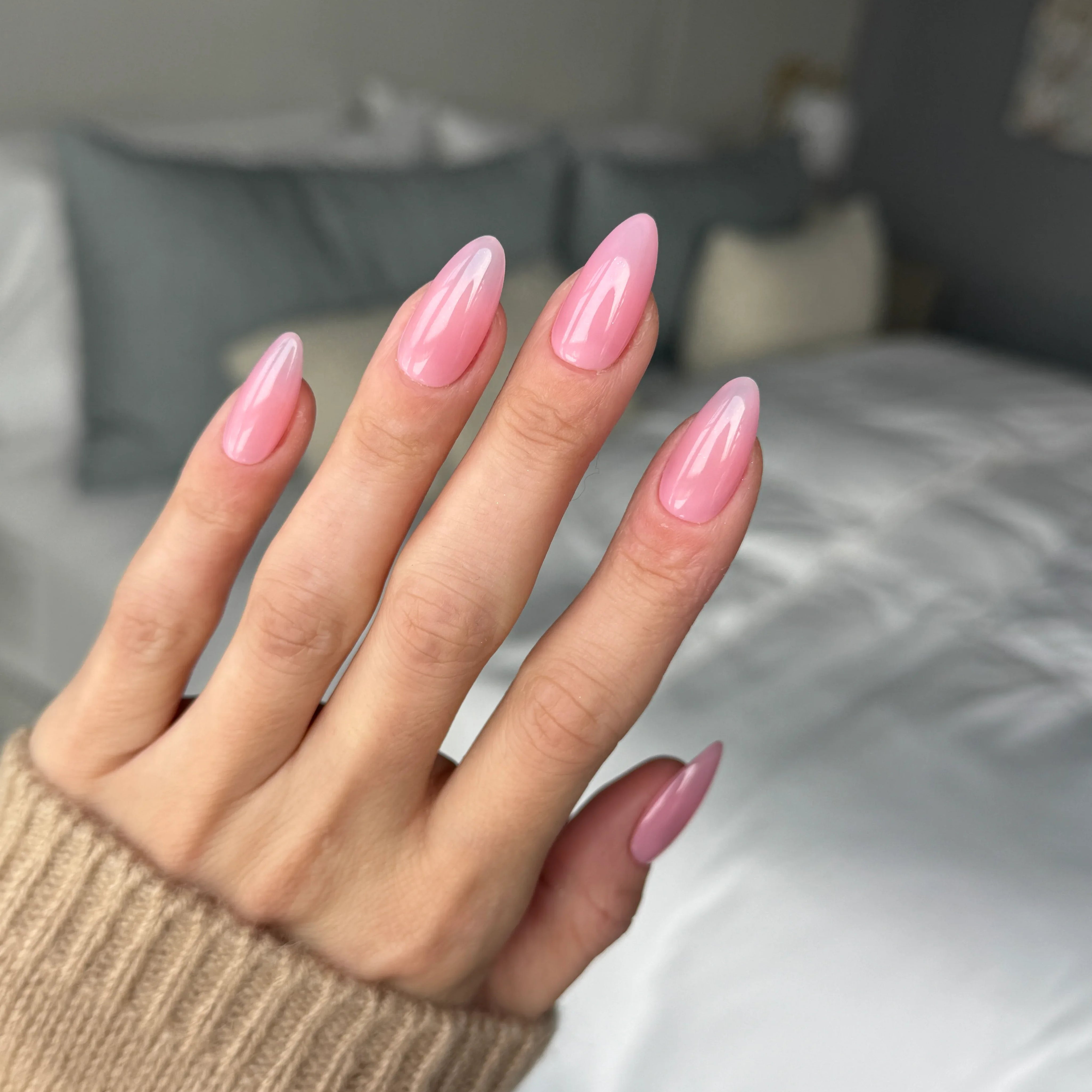 Catching Feelings - Noho Nails