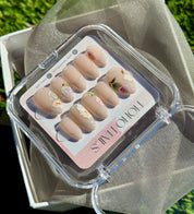 Blooming Elegance - Noho Nails