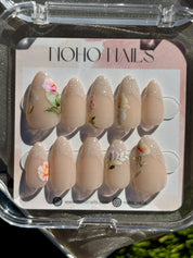 Blooming Elegance - Noho Nails