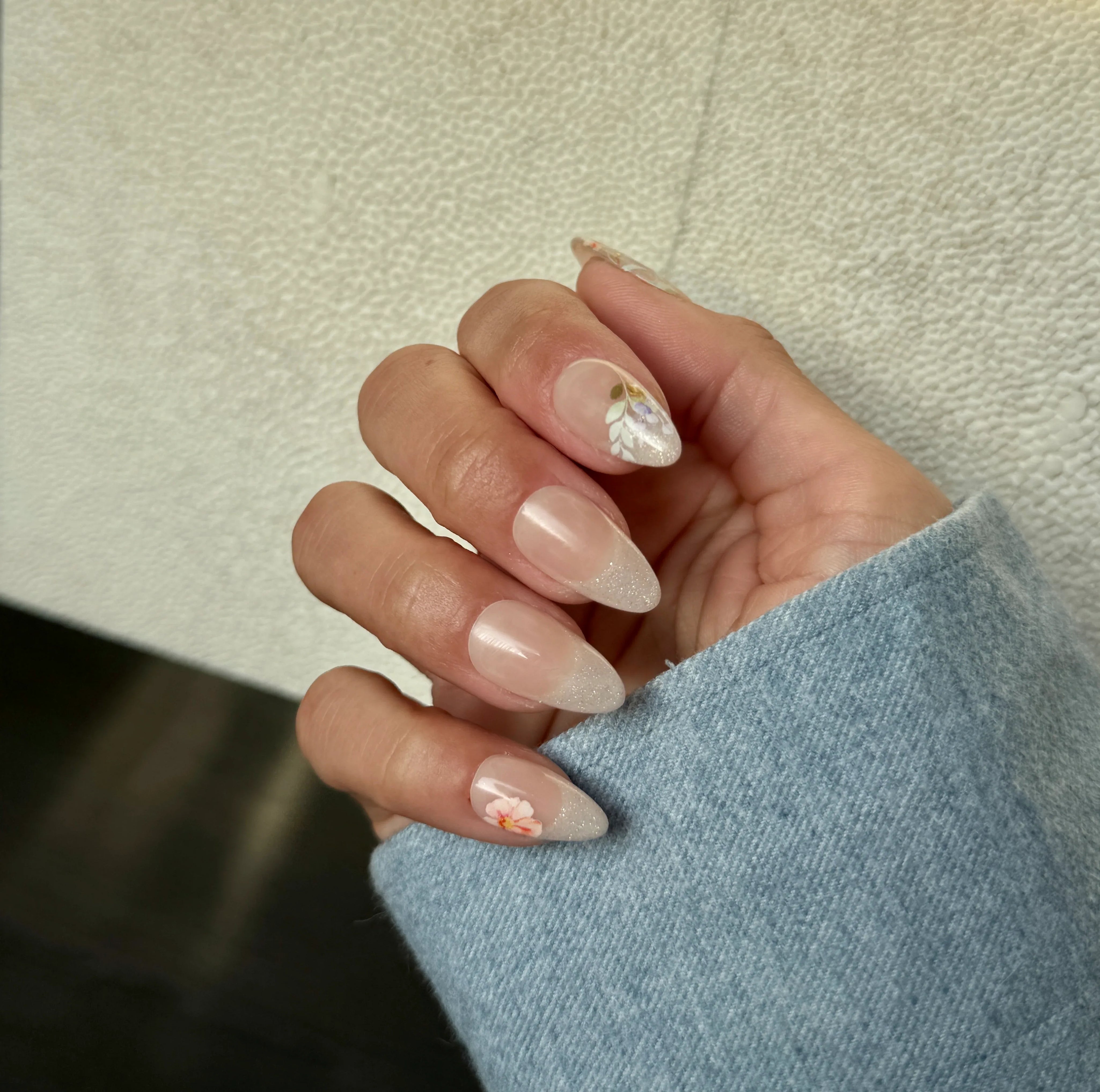 Blooming Elegance - Noho Nails