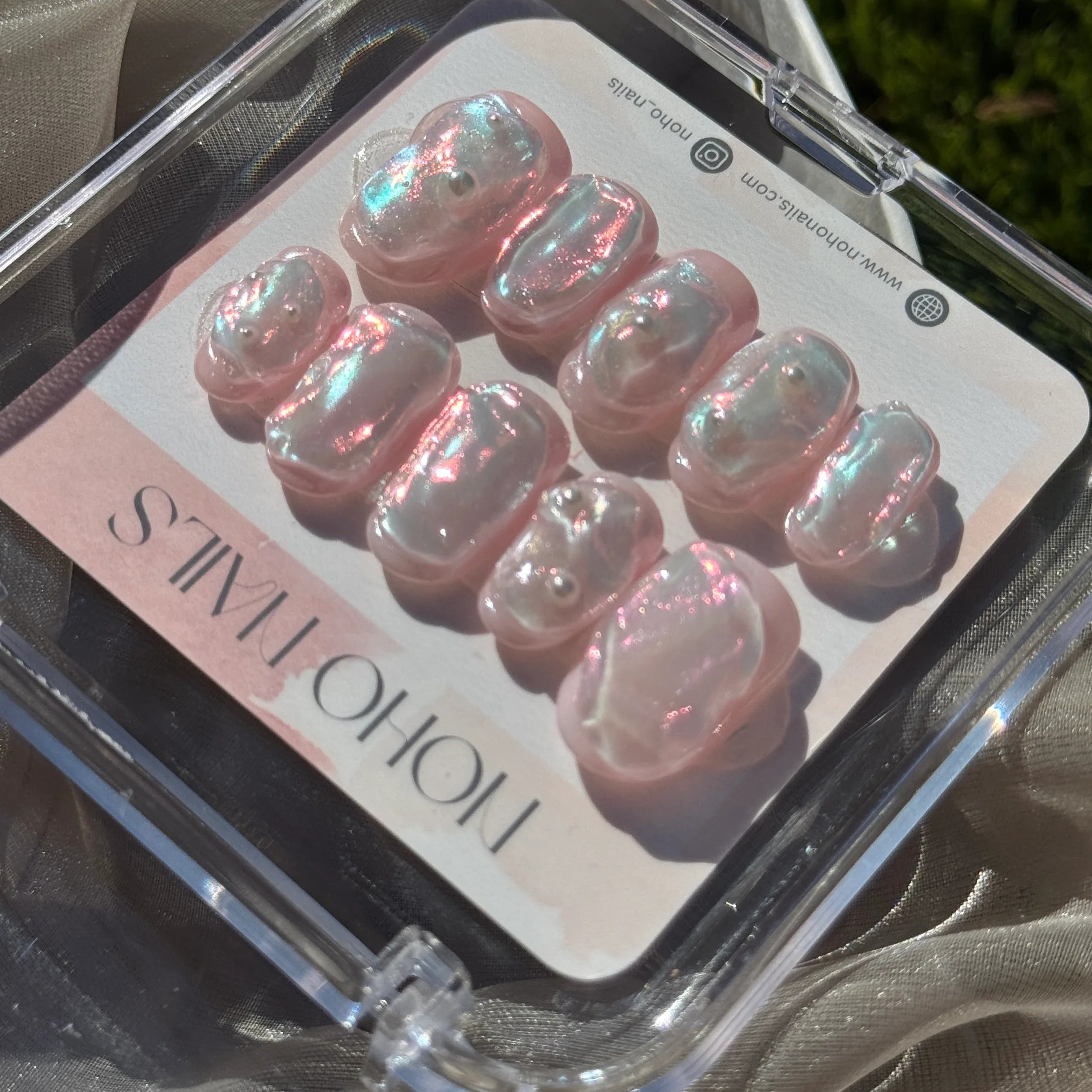 Chromatic Pearl - Noho Nails
