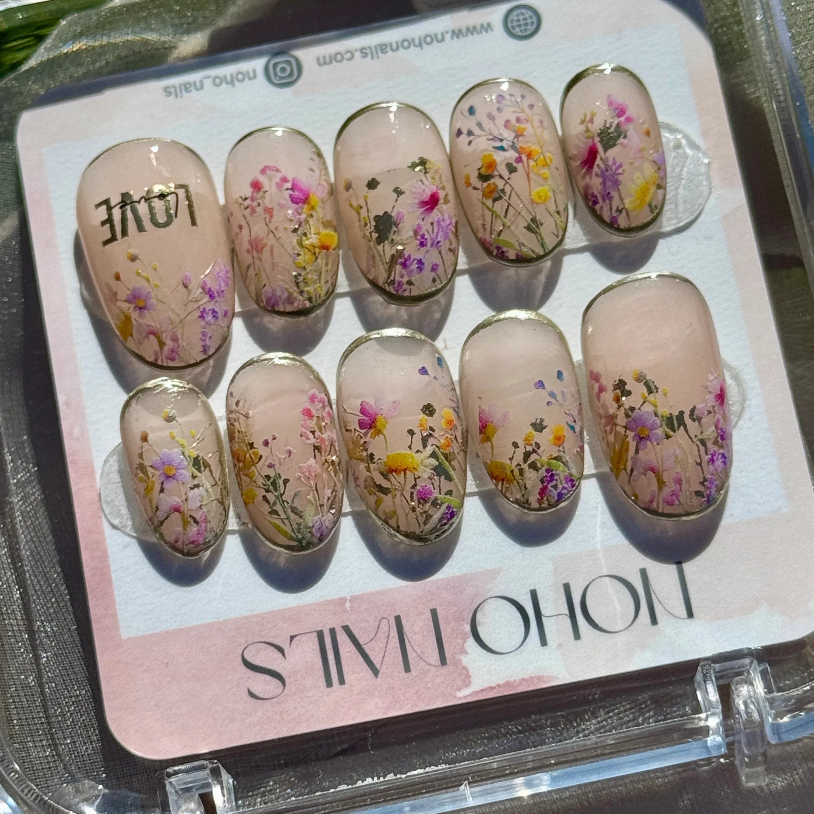 Love in Bloom - Noho Nails