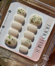 Easter Lily - Noho Nails