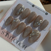 Gold on Gold - Noho Nails