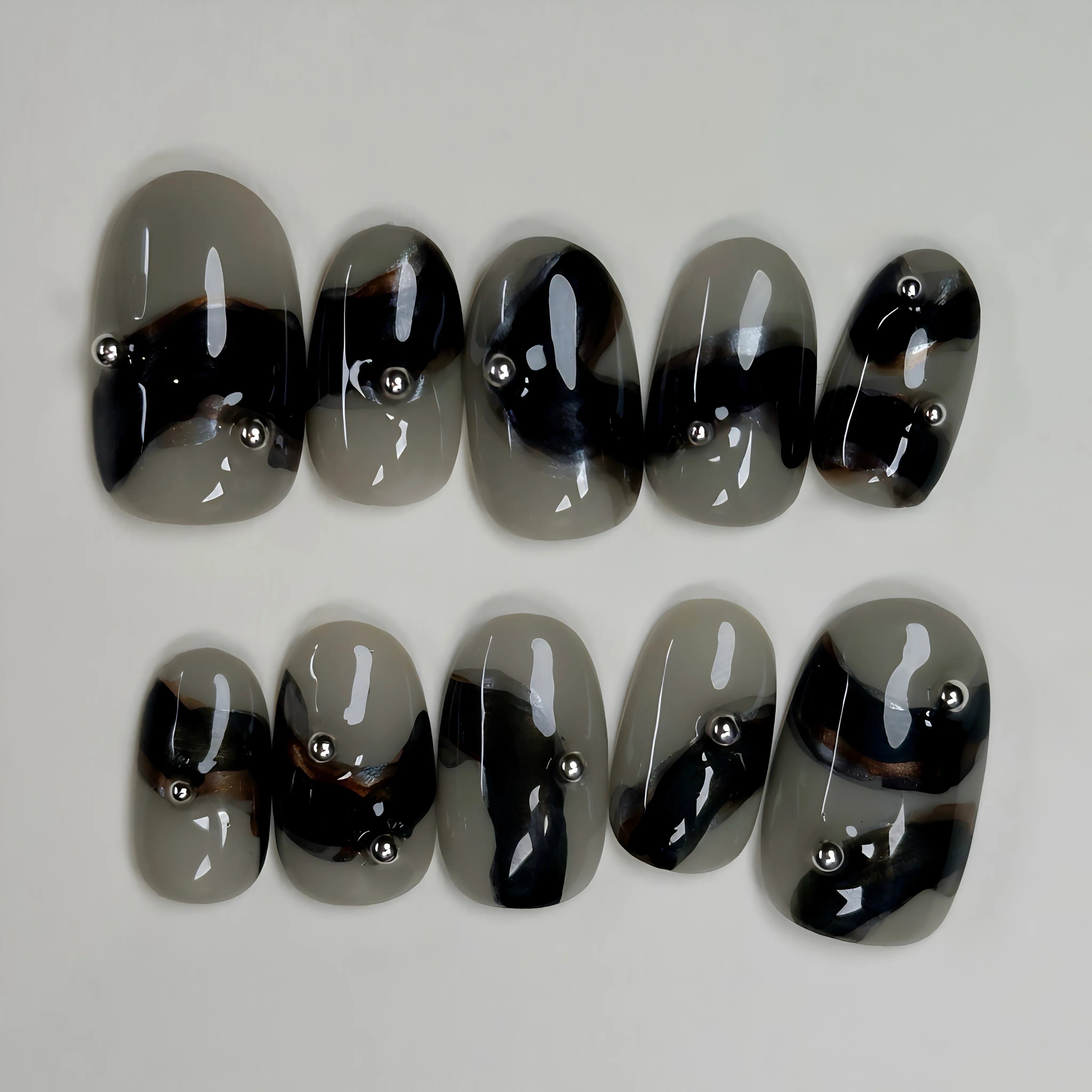 Silver Orbit - Noho Nails