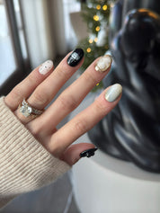 Minimalist Luxe - Noho Nails
