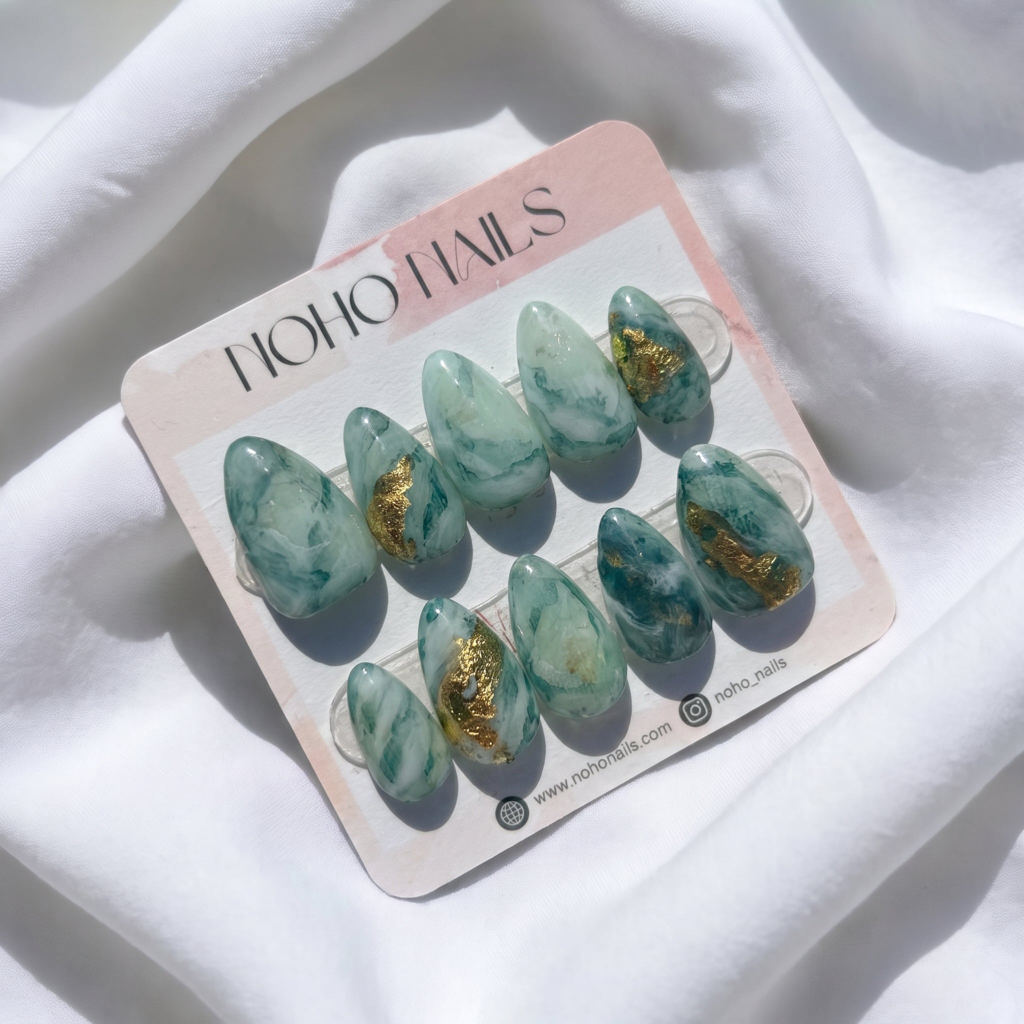 Jade press-on nails on Noho Nails card