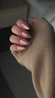 Flushed Mango Radiance