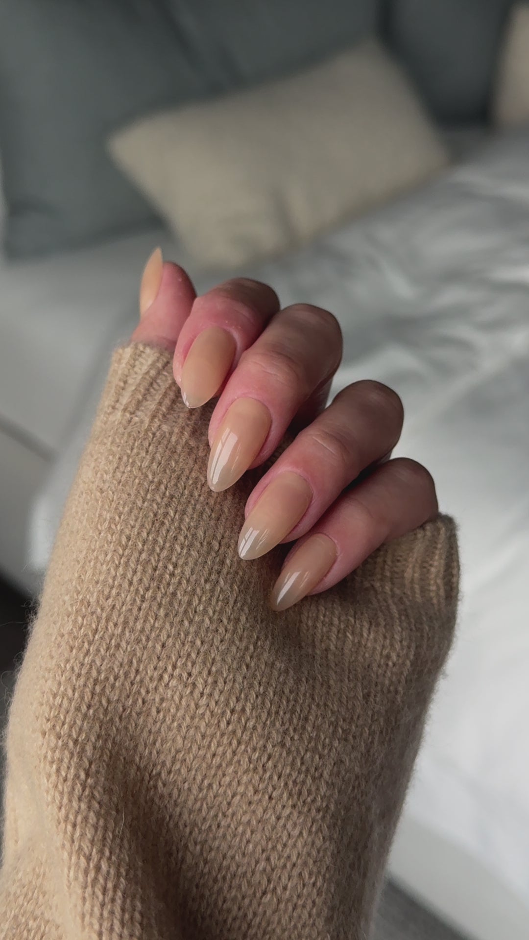 Beige Flag