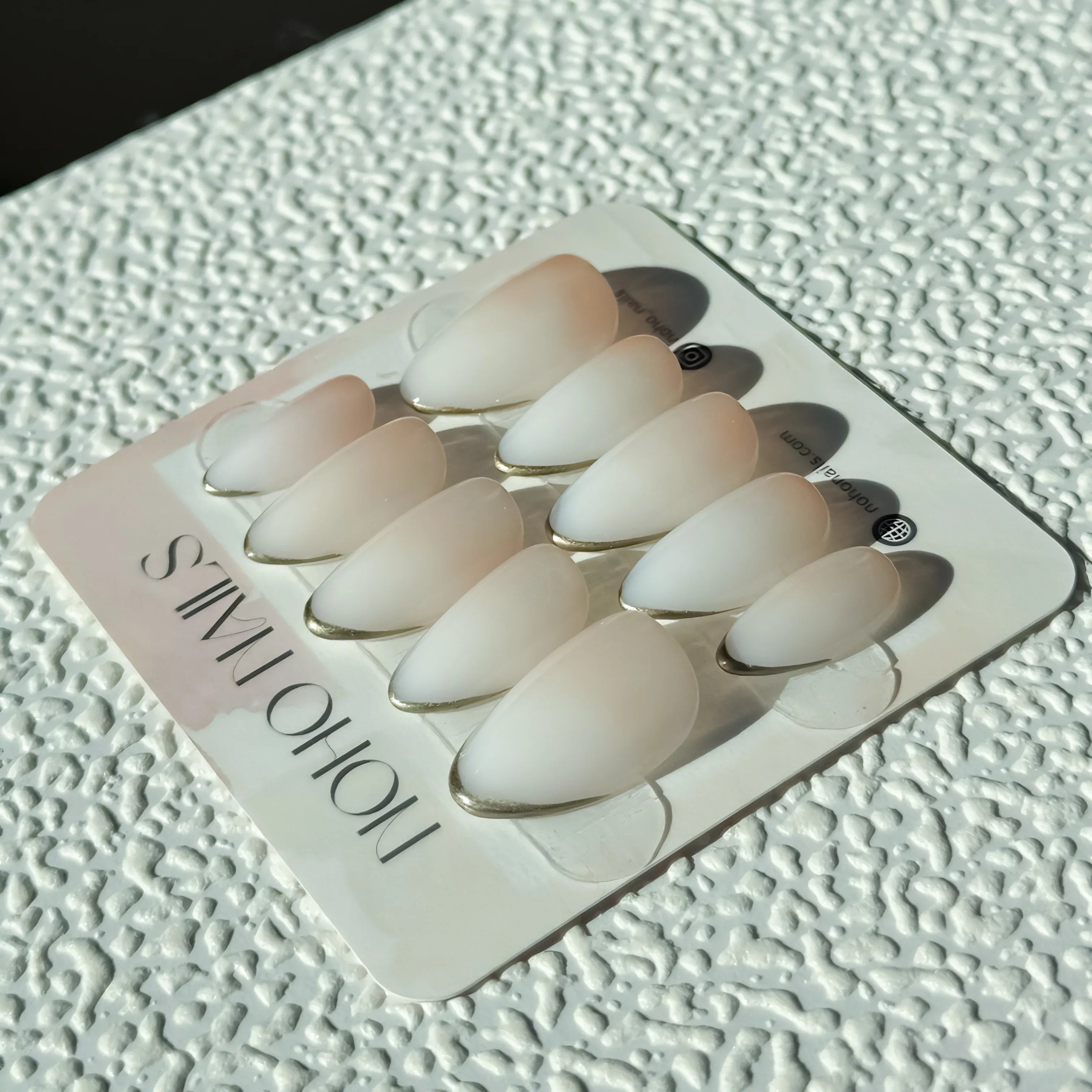 Elegance - Noho Nails